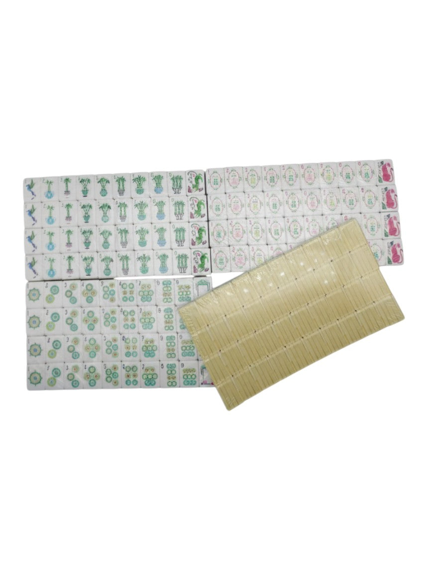 The Bamboo Grove American Mahjong set with bamboo-texture tile backs, tile bag, gift box and agate dice
