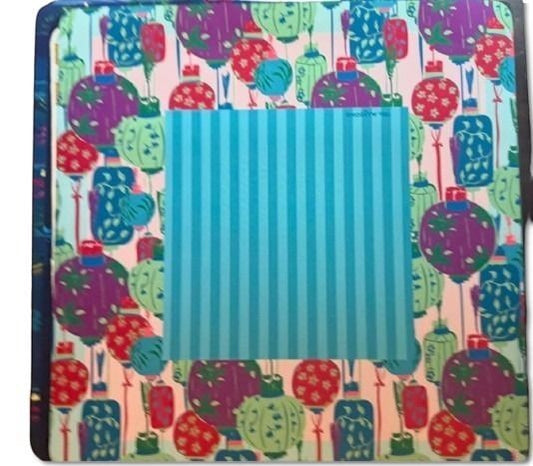 Luxury Mahjong 31.5-inch microsuede mahjong mat with colorful hot air balloon print and striped center play zone.